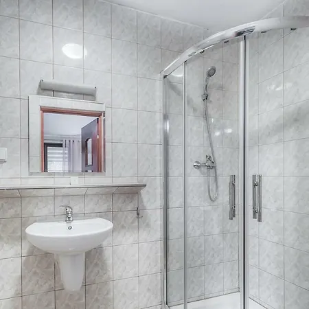 Tusia Quarto em Acomodações Particulares